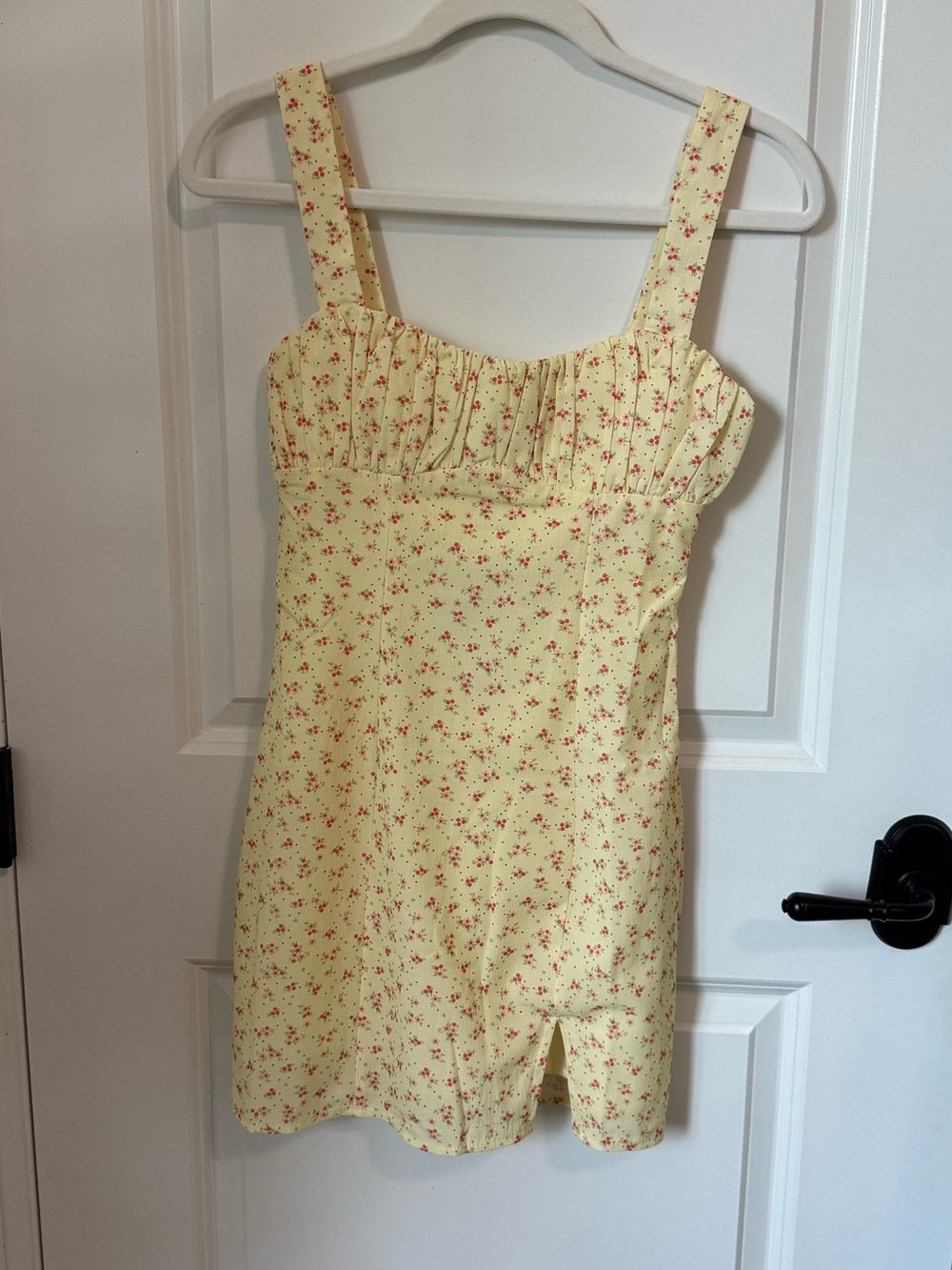Princess Polly NWT Freya Yellow Mini Dress. Size 0